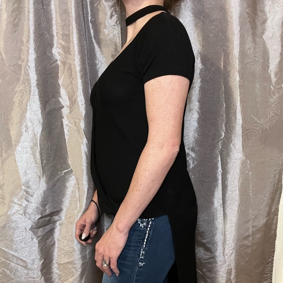 Black blouse - Picture 2 of 5